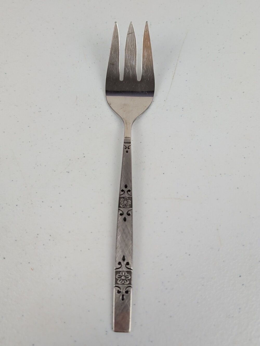 Oneida Orlando Serving Fork 8 1/2" Stainless Steel Flatware